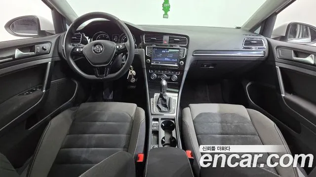 Volkswagen Golf Sportsvan 2014 thumb 5
