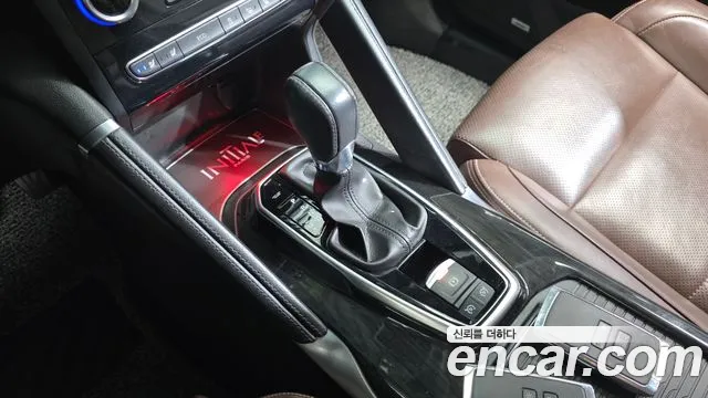 Renault Koleos 2016 thumb 11