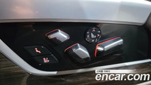 BMW 7 серии 2021 thumb 7