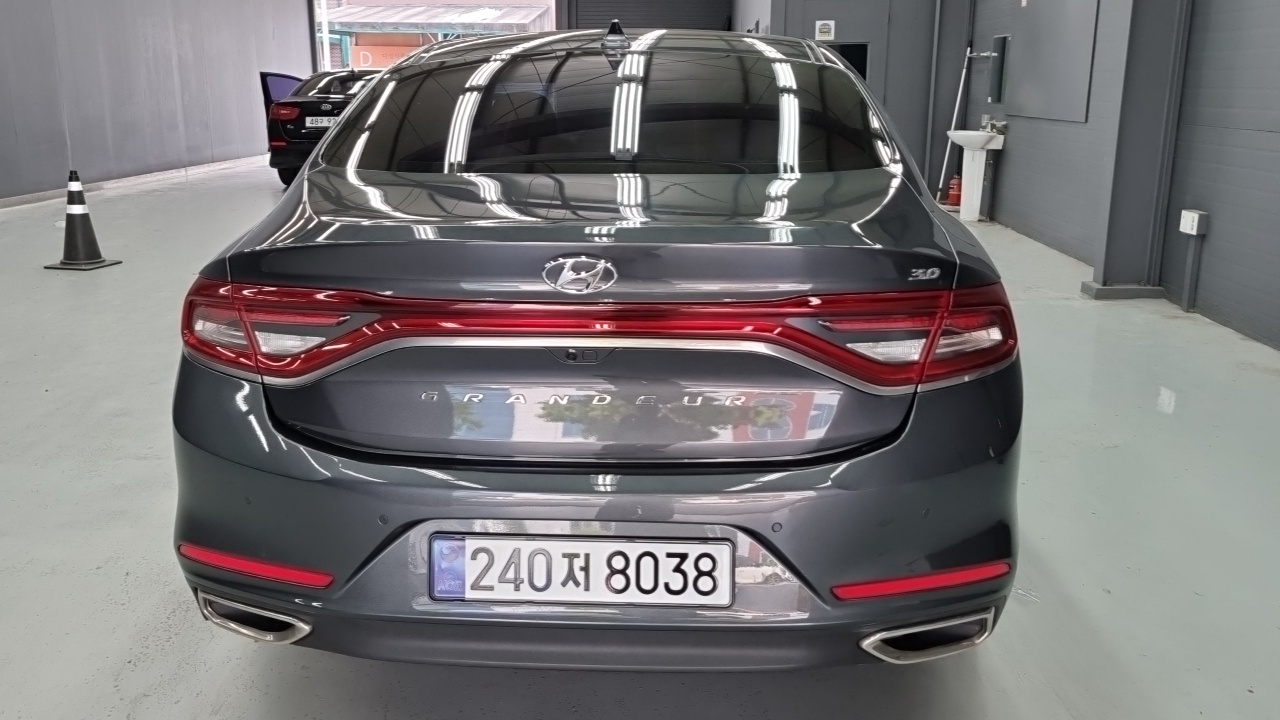 Hyundai Grandeur 2019 thumb 9