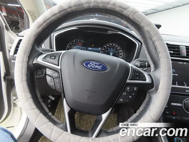 Ford Mondeo 2017 thumb 7