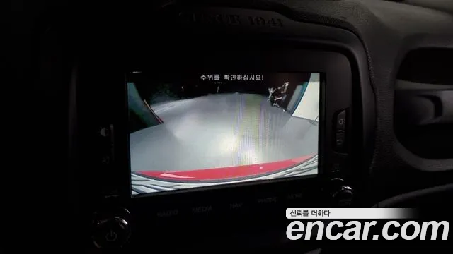 Jeep Renegade 2015 thumb 11