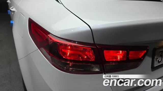 Kia K5 2019 thumb 10