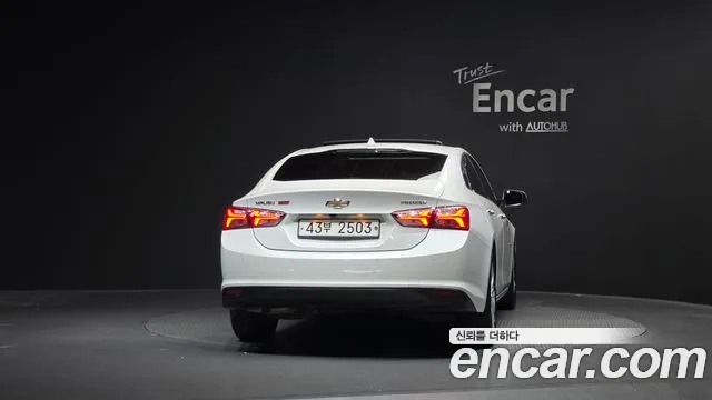 Chevrolet Malibu 2019 thumb 3