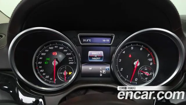 Mercedes-Benz GLS 2017 thumb 7