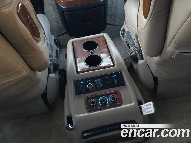 Chevrolet Express 2018 thumb 9