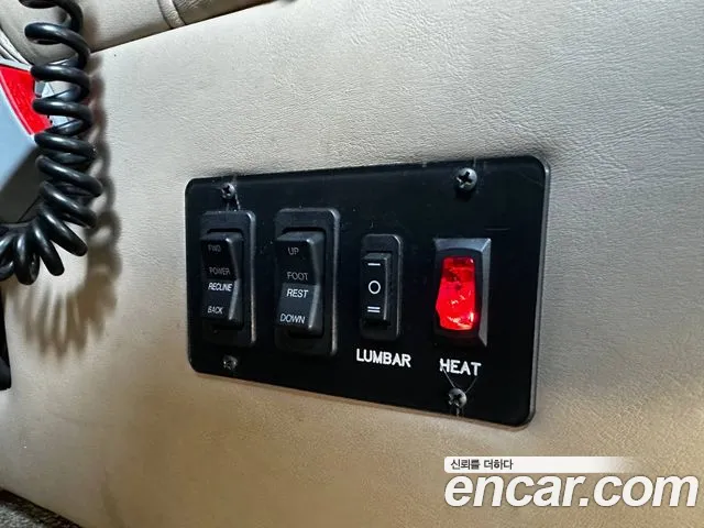 Chevrolet Express 2018 thumb 2