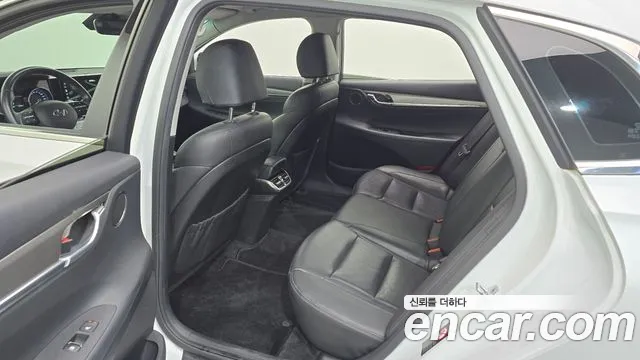 Hyundai Grandeur 2022 thumb 10
