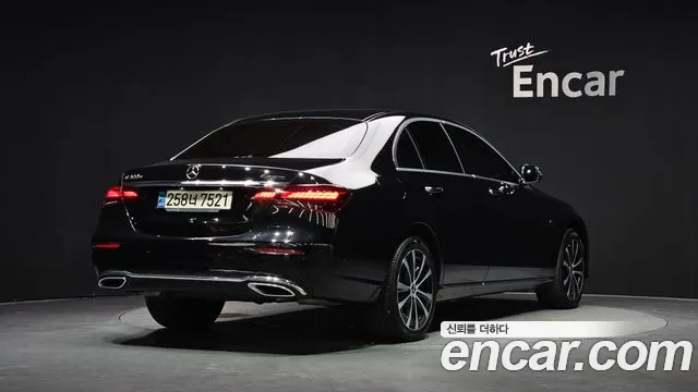 Mercedes-Benz E-Класс 2021 thumb 11