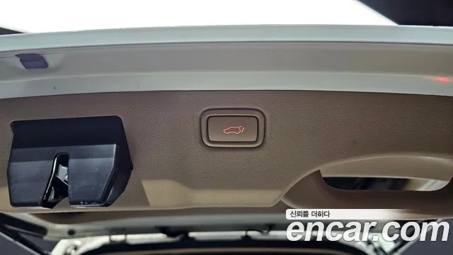 Kia Carnival 2019 thumb 8