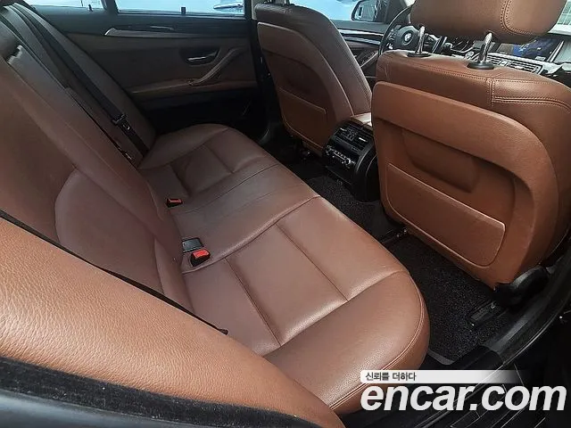 BMW 5 серии 2015 thumb 5