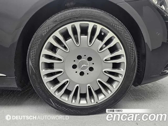 Mercedes-Benz S-Класс 2015 thumb 5