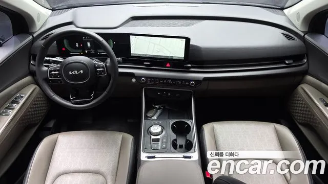 Kia Carnival 2024 thumb 5