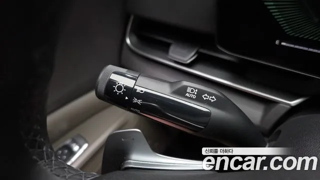 Kia Carnival 2024 thumb 9