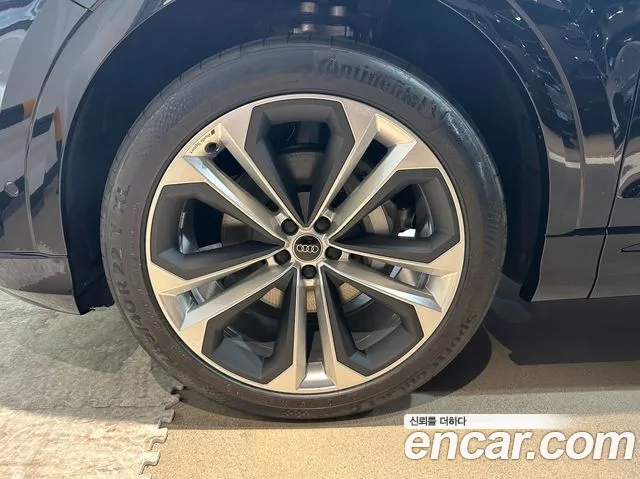 Audi Q8 2026 thumb 9