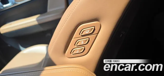 Hyundai Santa Fe 2023 thumb 12