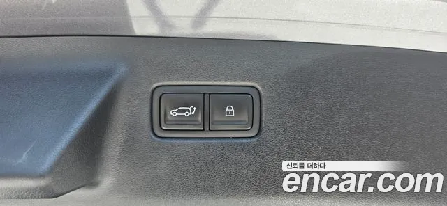 Hyundai Santa Fe 2023 thumb 6