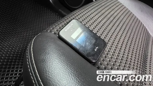 Chevrolet Captiva 2012 thumb 2