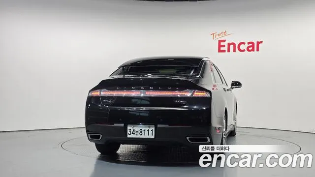 Lincoln MKZ 2015 thumb 8
