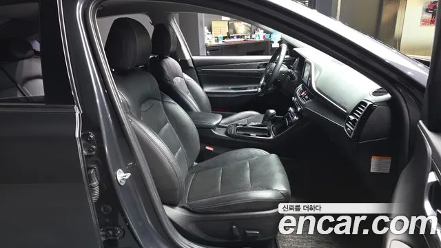 Hyundai Grandeur 2018 thumb 9
