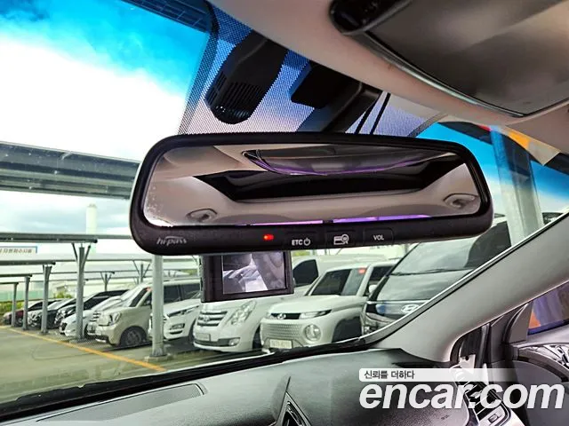 Hyundai Grandeur 2014 thumb 11