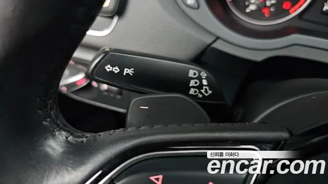 Audi Q3 2013 thumb 11