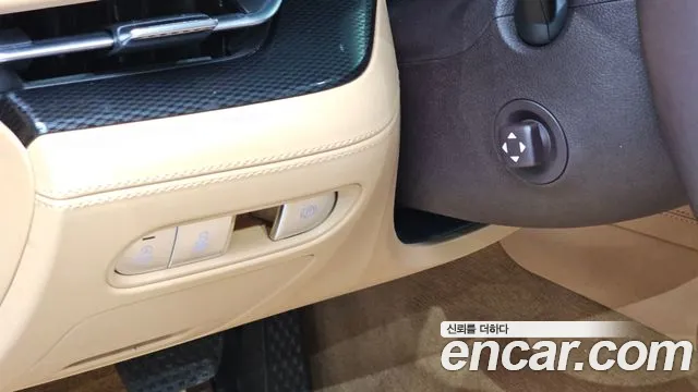 Genesis G90 2023 thumb 6