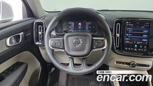 Volvo XC40 2024 thumb 10
