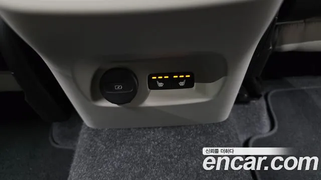 Volvo XC40 2024 thumb 11