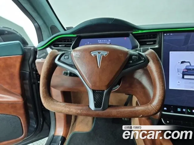 Tesla Model X 2020 thumb 3