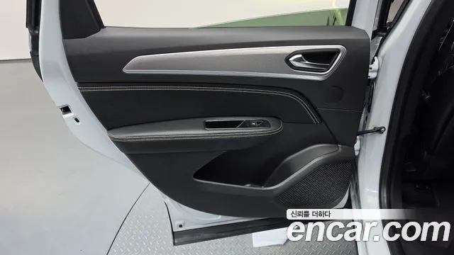Renault Arkana 2025 thumb 4