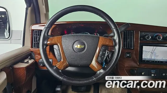 Chevrolet Express 2018 thumb 10
