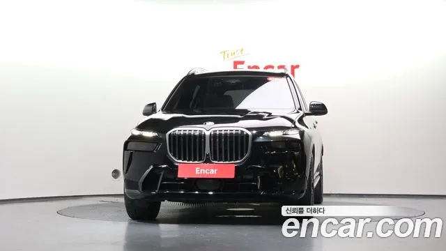 BMW X7 2025 thumb 2