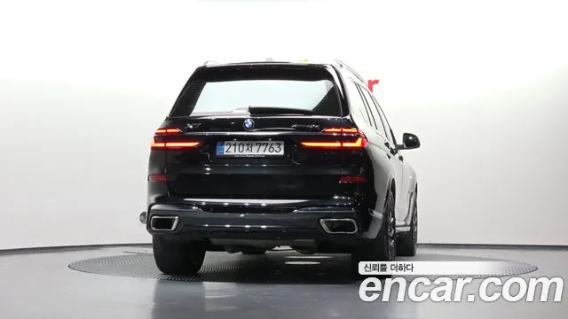 BMW X7 2025 thumb 3