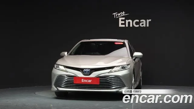 Toyota Camry 2017 thumb 2