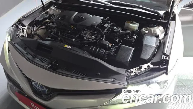 Toyota Camry 2017 thumb 5