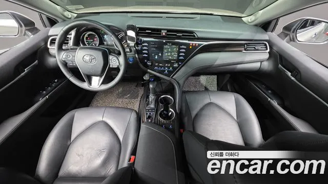 Toyota Camry 2017 thumb 6