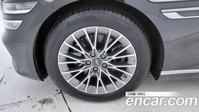 Genesis G80 2022 thumb 8