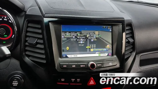 KG_Mobility_Ssangyong TIBOLI 2016 thumb 5