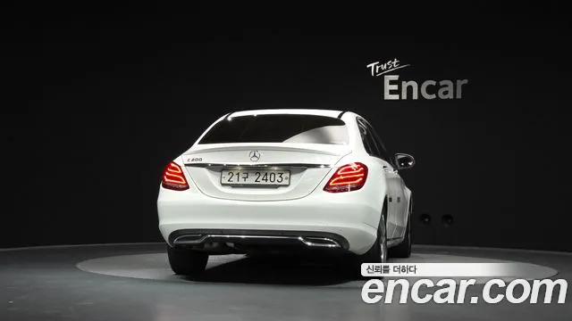Mercedes-Benz C-Класс 2017 thumb 8