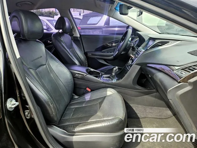 Hyundai Grandeur 2015 thumb 12