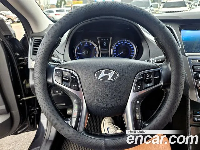 Hyundai Grandeur 2015 thumb 5