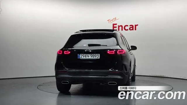Mercedes-Benz GLA 2020 thumb 4