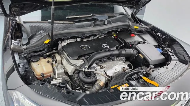 Mercedes-Benz GLA 2020 thumb 6