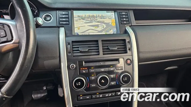 Land Rover Discovery Sport 2016 thumb 4
