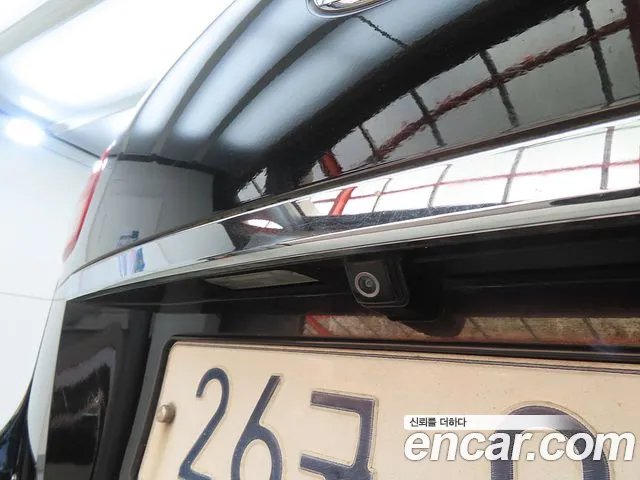 Kia Carnival 2016 thumb 5