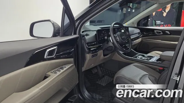 Kia Carnival 2023 thumb 11