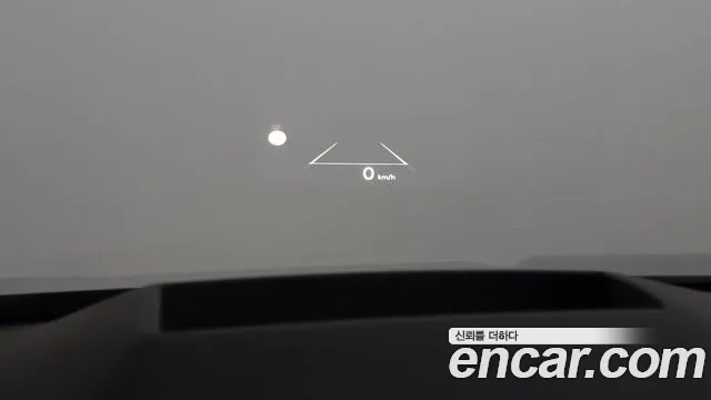 Kia Carnival 2023 thumb 4