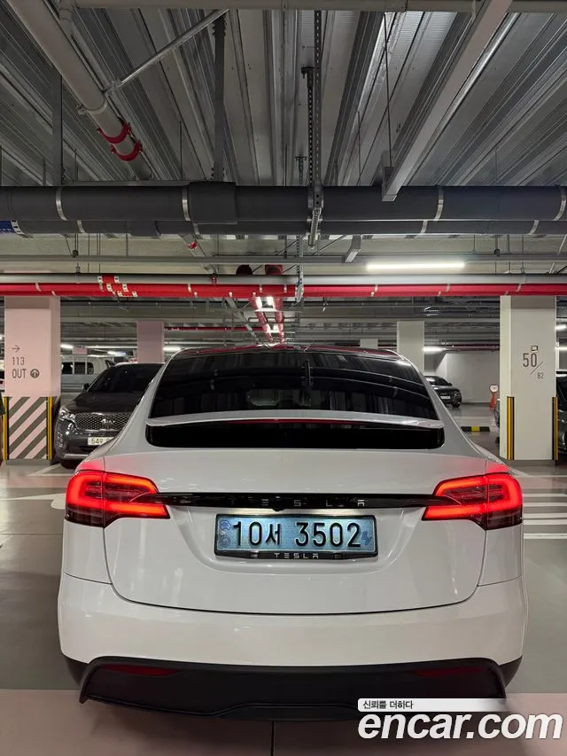 Tesla Model X 2023 thumb 8