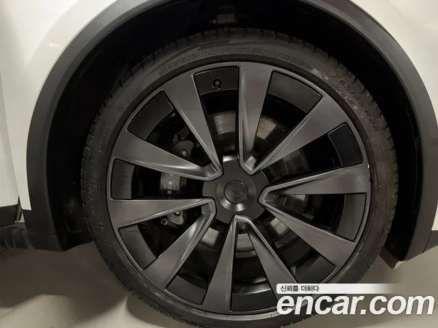 Tesla Model X 2023 thumb 4